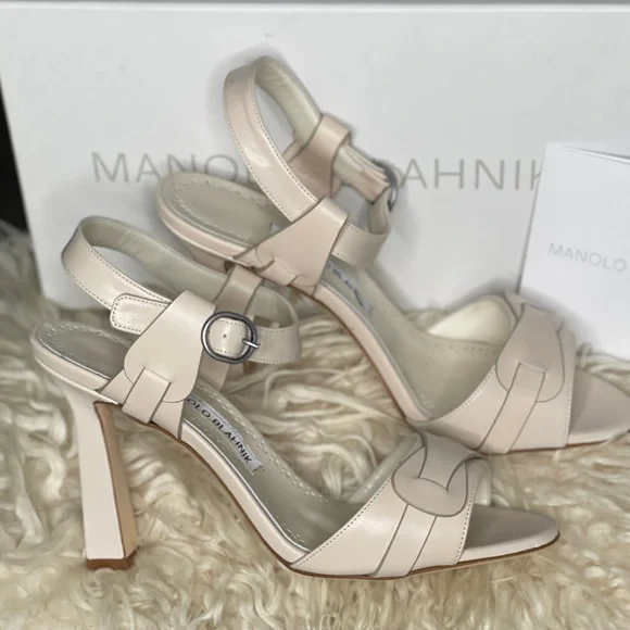Manolo Blahnik 
Sandals in light beige leather Hydra Calf - Picture 2 of 8